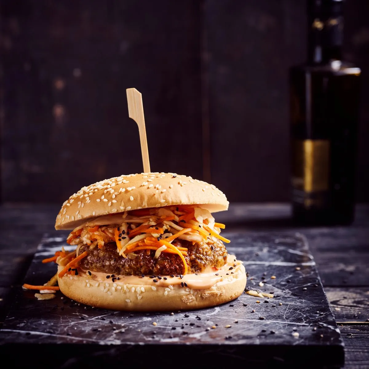 Burger Sapi ala Asia dengan Coleslaw Jepang