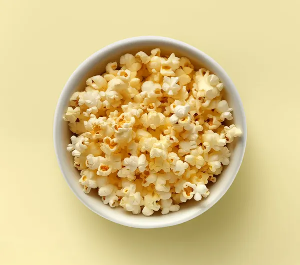 Popcorn med hvidløgssmør