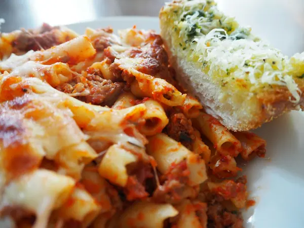 Cannelloni med okse- og svinekød
