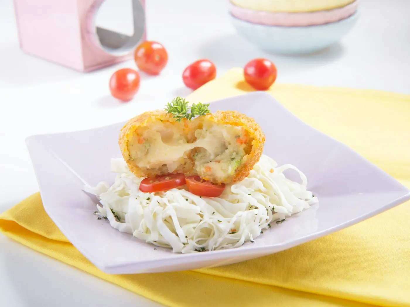 โครเก็ตข้าวไส้แฮมและชีส