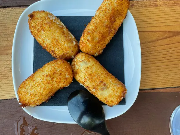 Fyldte gnocchikugler