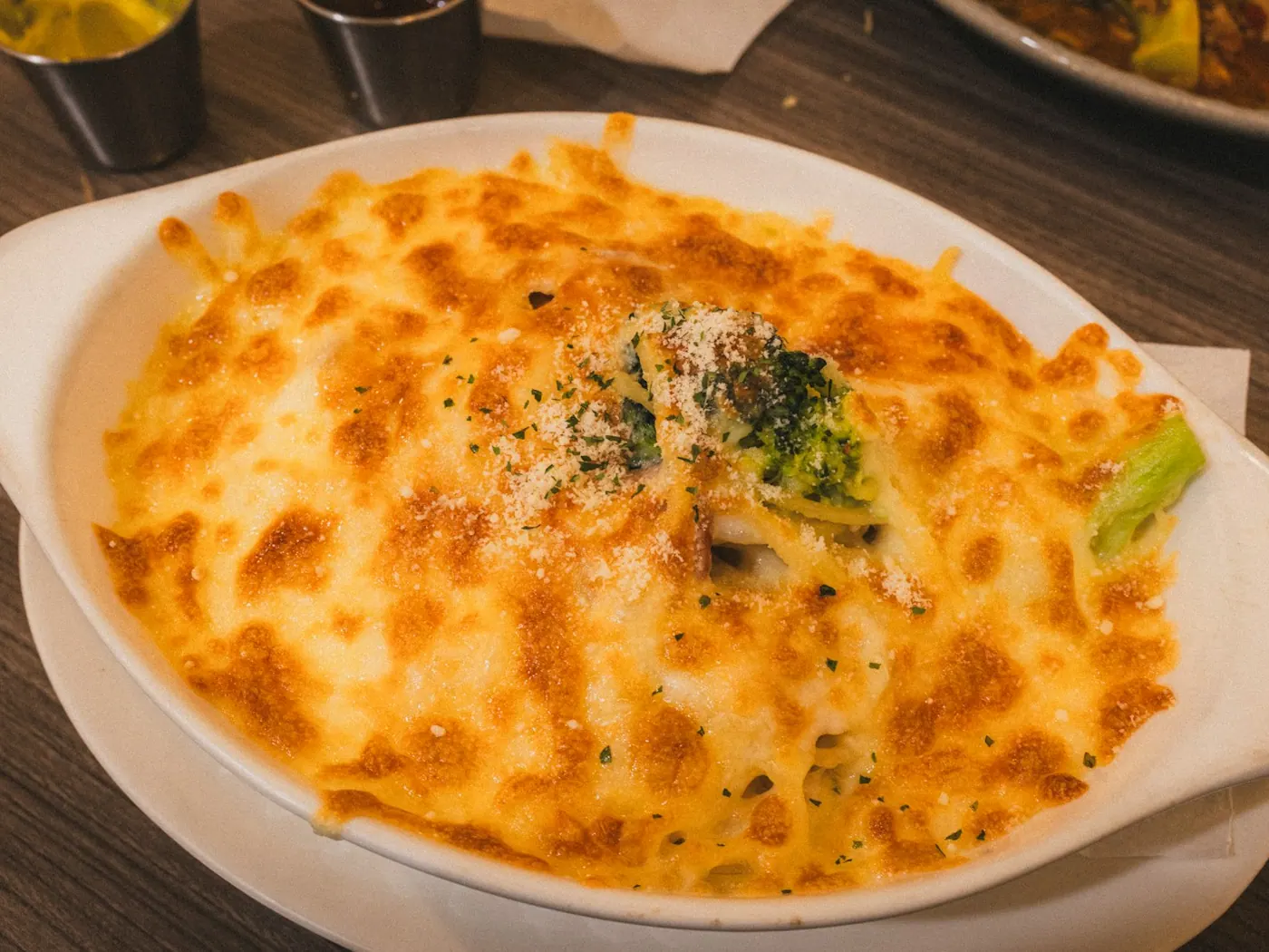 Broccoligratin med parmesan