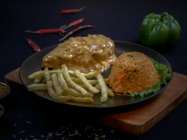 Pollo in salsa al Maroilles