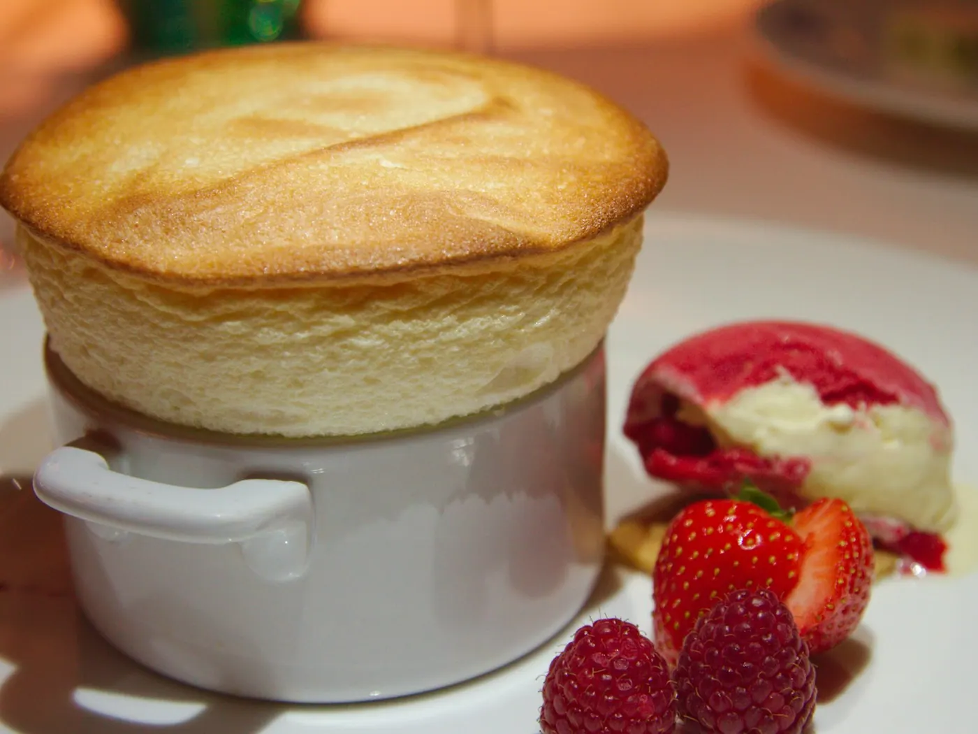 Soufflé Keju Salers dan Coppa