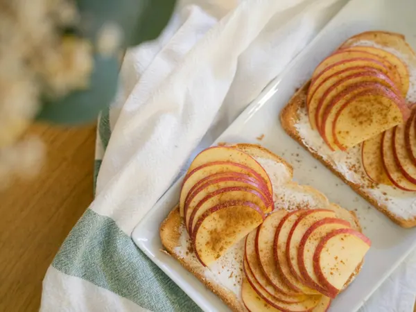 Panini med æble og provolone