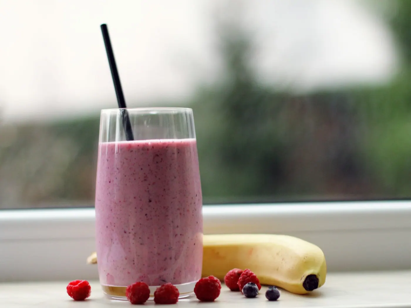 Smoothie med chokolade og hindbær