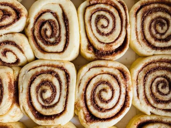 Cookies-and-Cream-Zimtschnecken