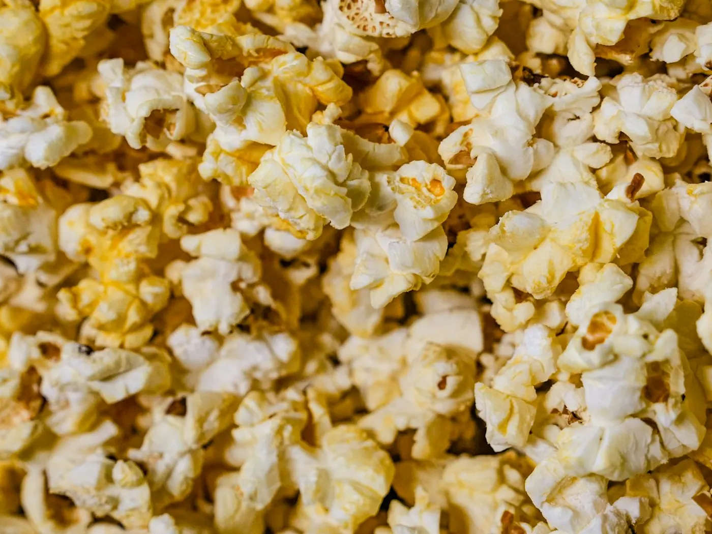 Popcorn al burro e aglio