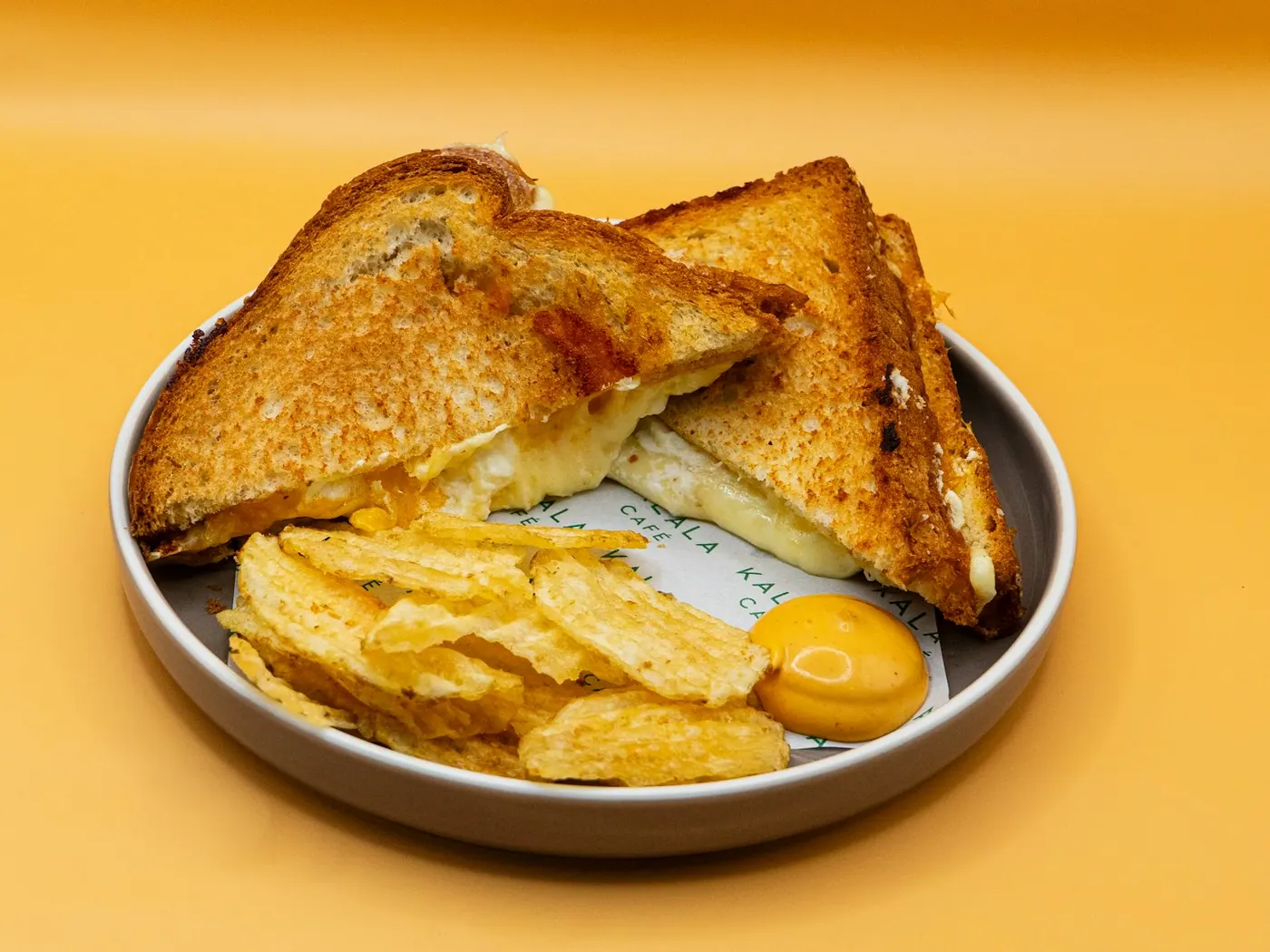 Mini bouchées croque-fromage