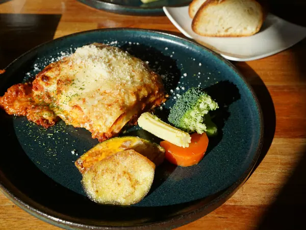 Lasagne med kød i ét fad