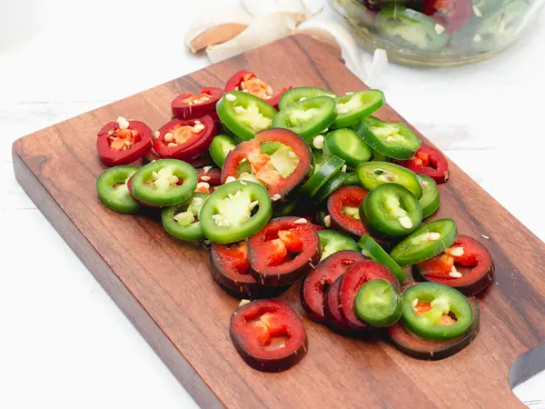 Pimientos encurtidos rápidos