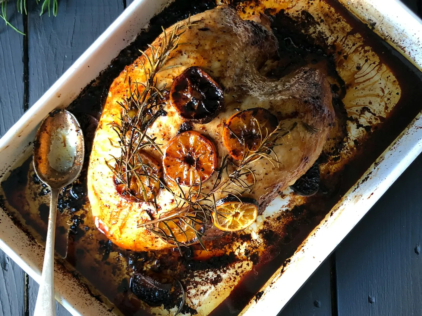 Ovnbagt fennikel med rosmarin og parmesan
