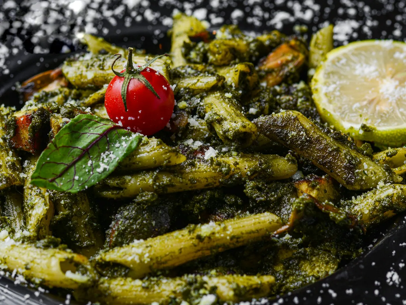 Pasta mit Spinat-Walnuss-Pesto