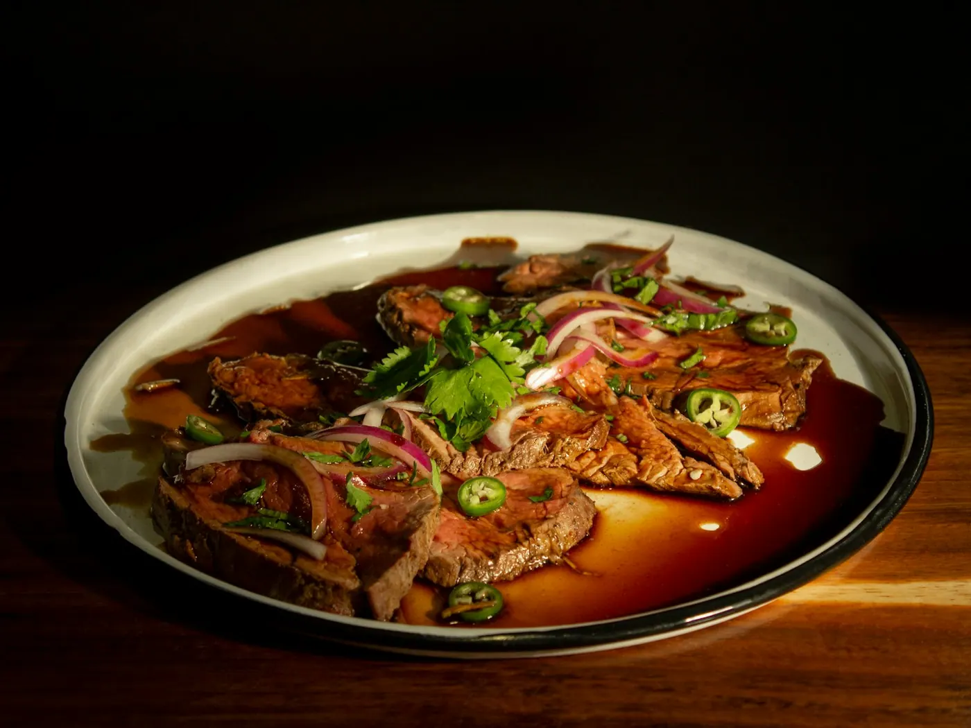 Bräserad brisket med tranbär och öl